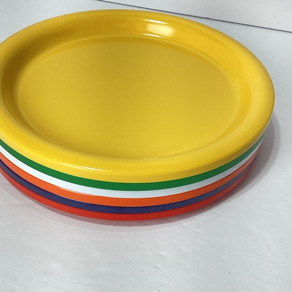 Ingrid LTD Chicago Plate Cup Party Pack Set Vintage Plastic Party Picnic Ware - Picture 9 of 16